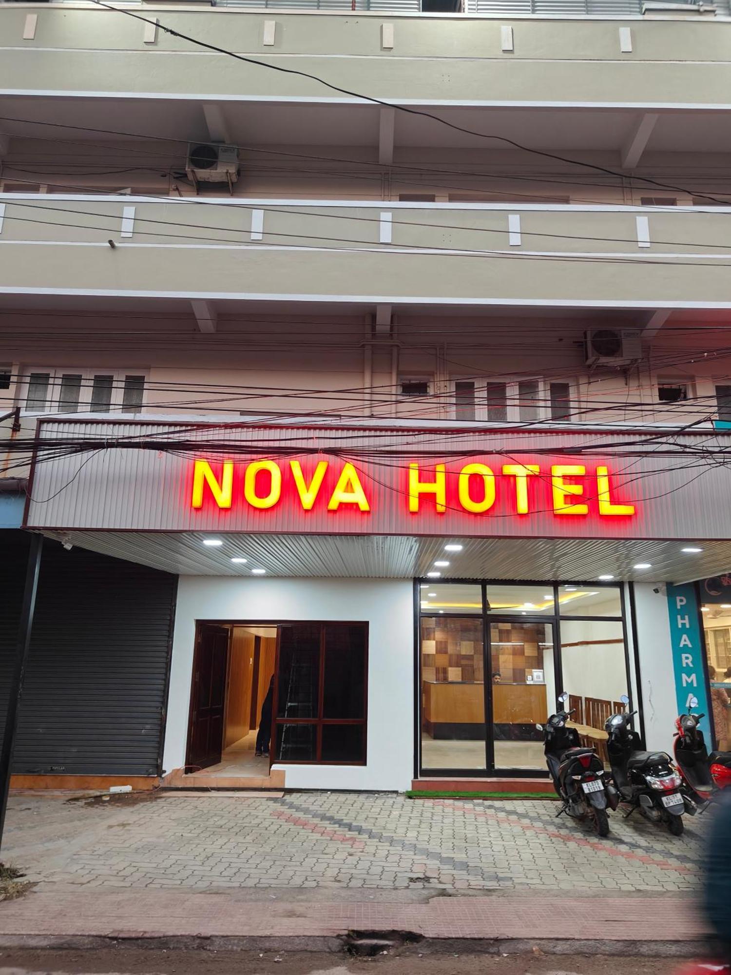 Hotel Nova Kochi Dış mekan fotoğraf