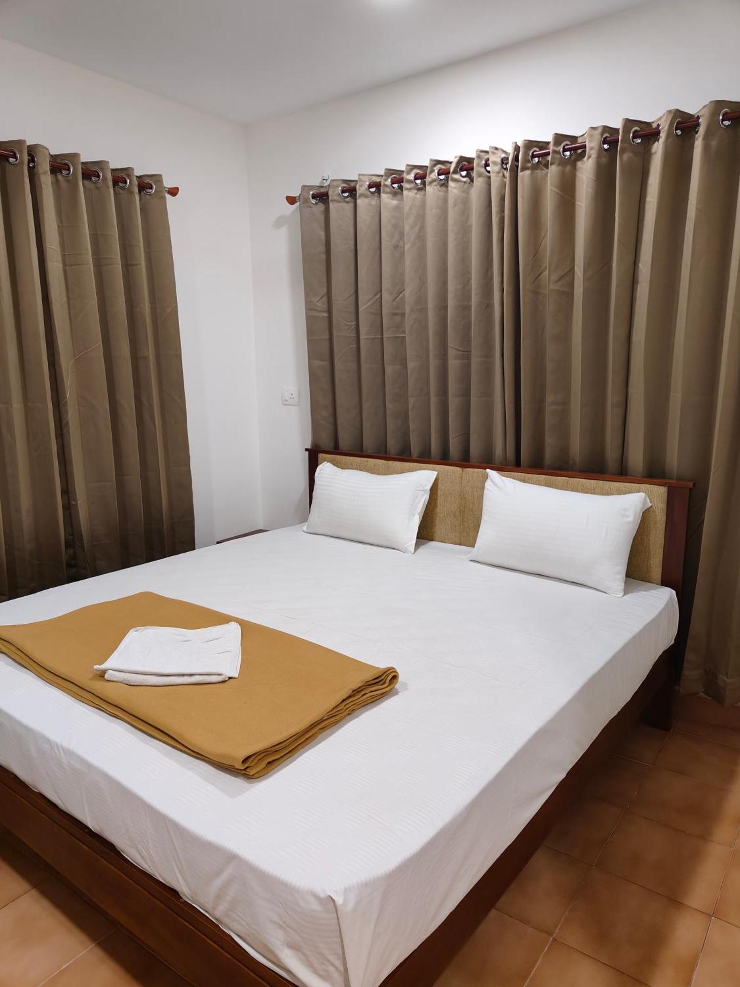Hotel Nova Kochi Dış mekan fotoğraf